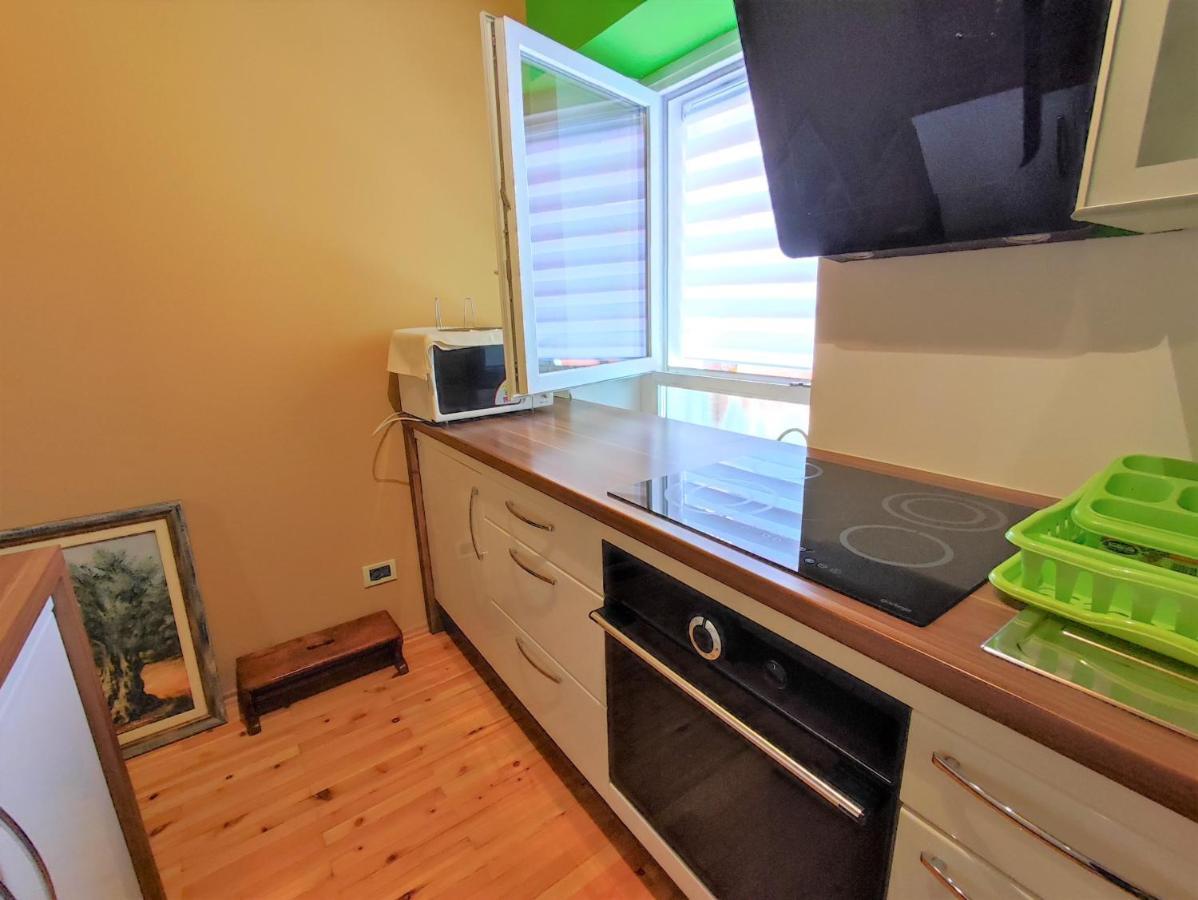 Apartment Mazza ไพราน ภายนอก รูปภาพ