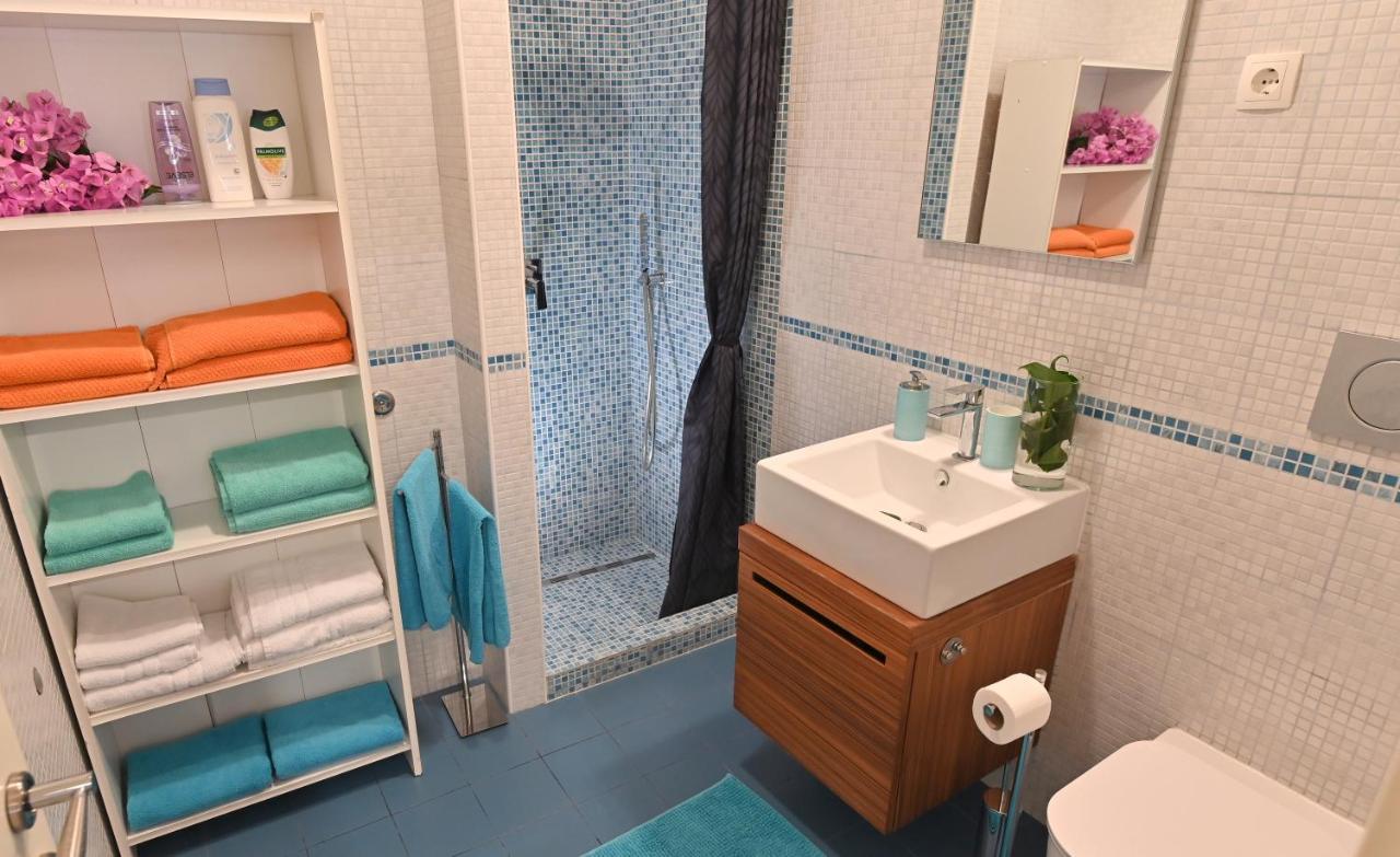 Apartment Mazza ไพราน ภายนอก รูปภาพ